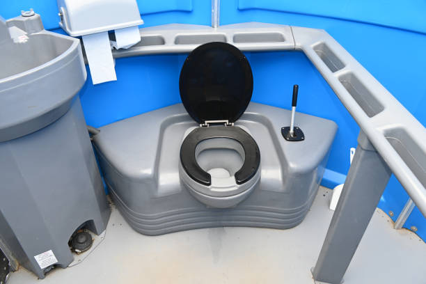 Best Porta potty rental near me  in Deshler, OH